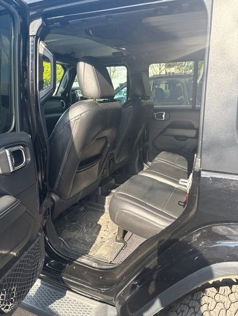 2018 Jeep Wrangler Unlimited Sahara 4x4