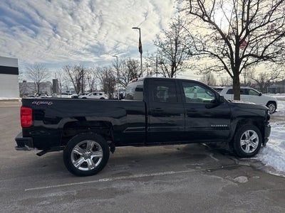 2017 Chevrolet Silverado 1500 Custom