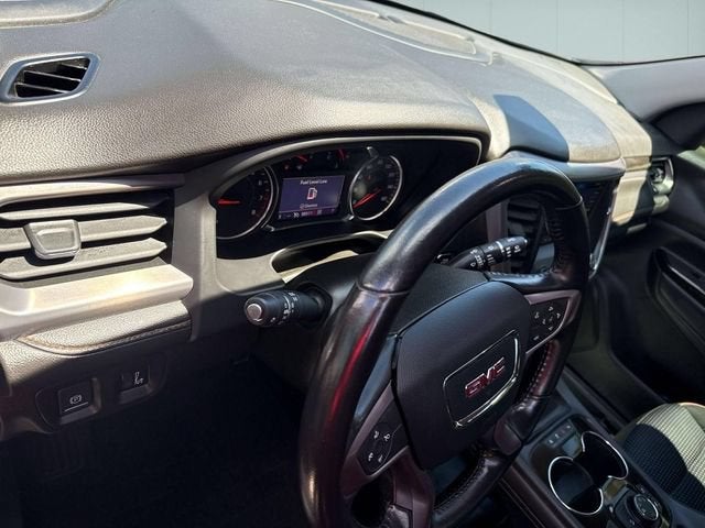 2020 GMC Acadia AT4