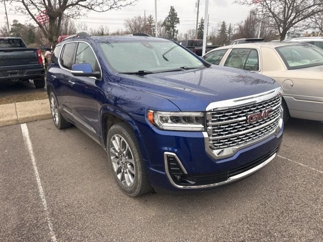 2023 GMC Acadia Denali