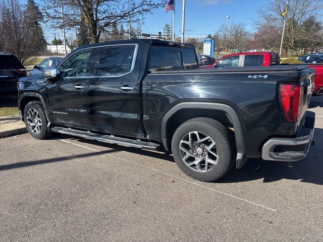 2022 GMC Sierra 1500 SLT
