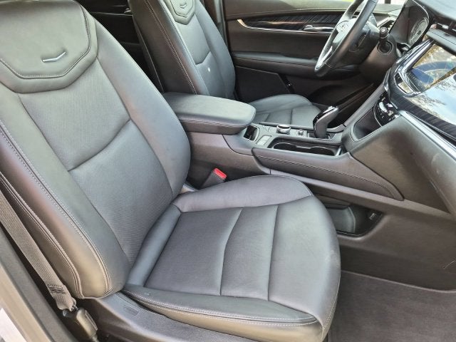 2023 Cadillac XT6 AWD Premium Luxury