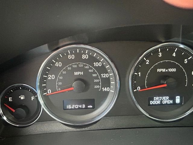 2008 Jeep Commander Sport