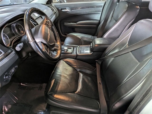 2017 Chrysler 300 300C