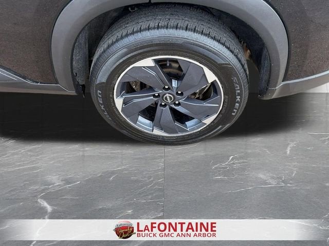 2025 Nissan Rogue SV FWD