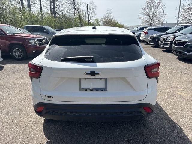 2025 Chevrolet Trax LS