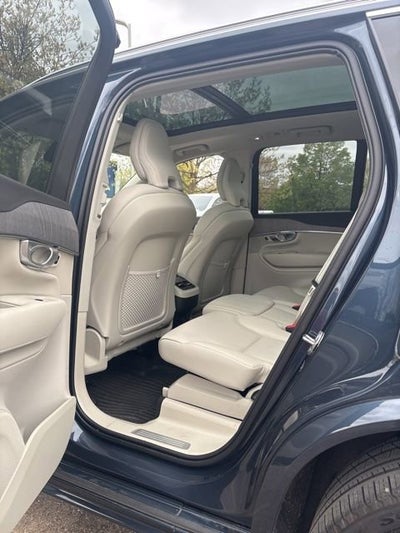 2024 Volvo XC90 B5 Plus Bright Theme