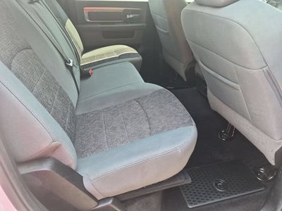2017 RAM 1500 Big Horn Crew Cab 4x4 5'7" Box