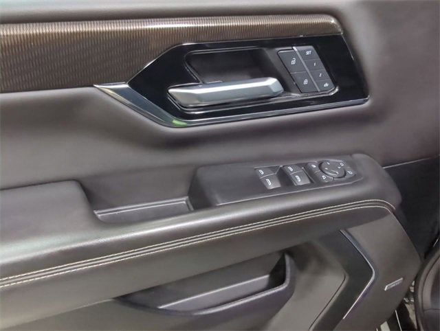 2025 GMC Yukon XL Elevation