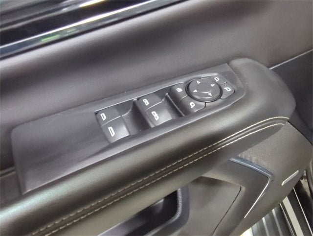 2025 GMC Yukon XL Elevation