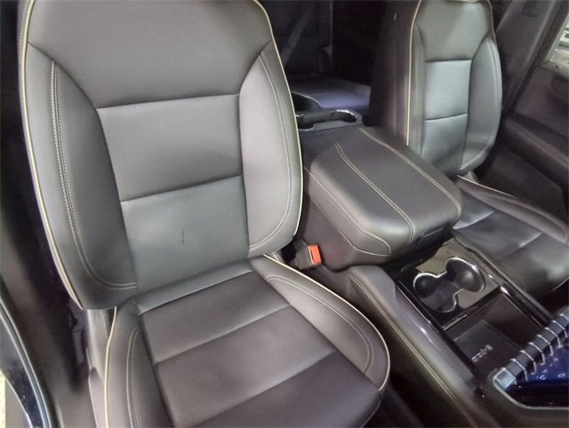 2025 GMC Yukon XL Elevation