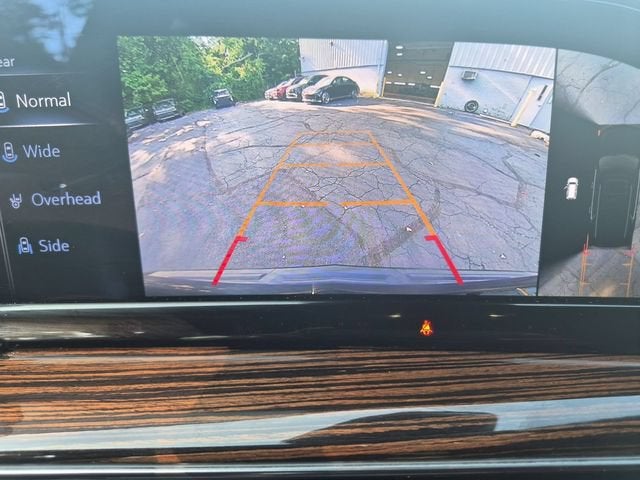 2022 Cadillac Escalade Luxury