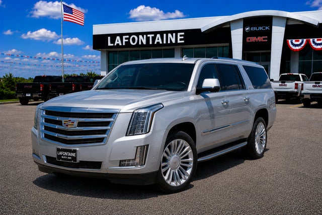 2017 Cadillac Escalade ESV Luxury