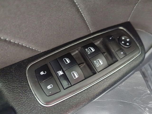 2022 Dodge Charger SXT RWD