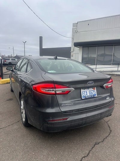 2020 Ford Fusion SE