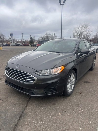 2020 Ford Fusion SE
