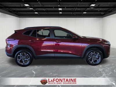 2025 Chevrolet Trax LT
