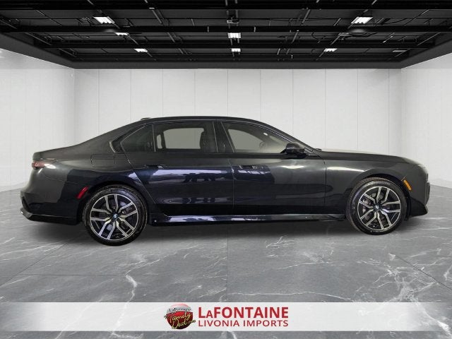 2023 BMW 760 i xDrive