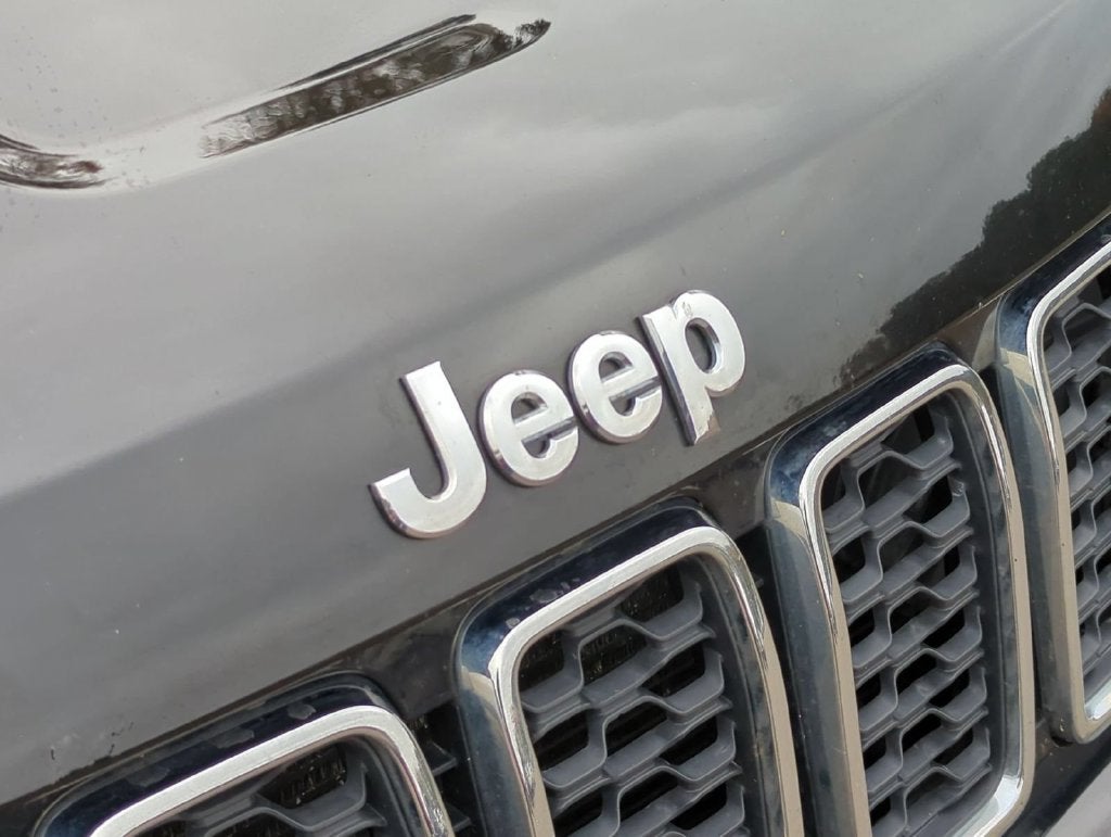 2019 Jeep Grand Cherokee Laredo E