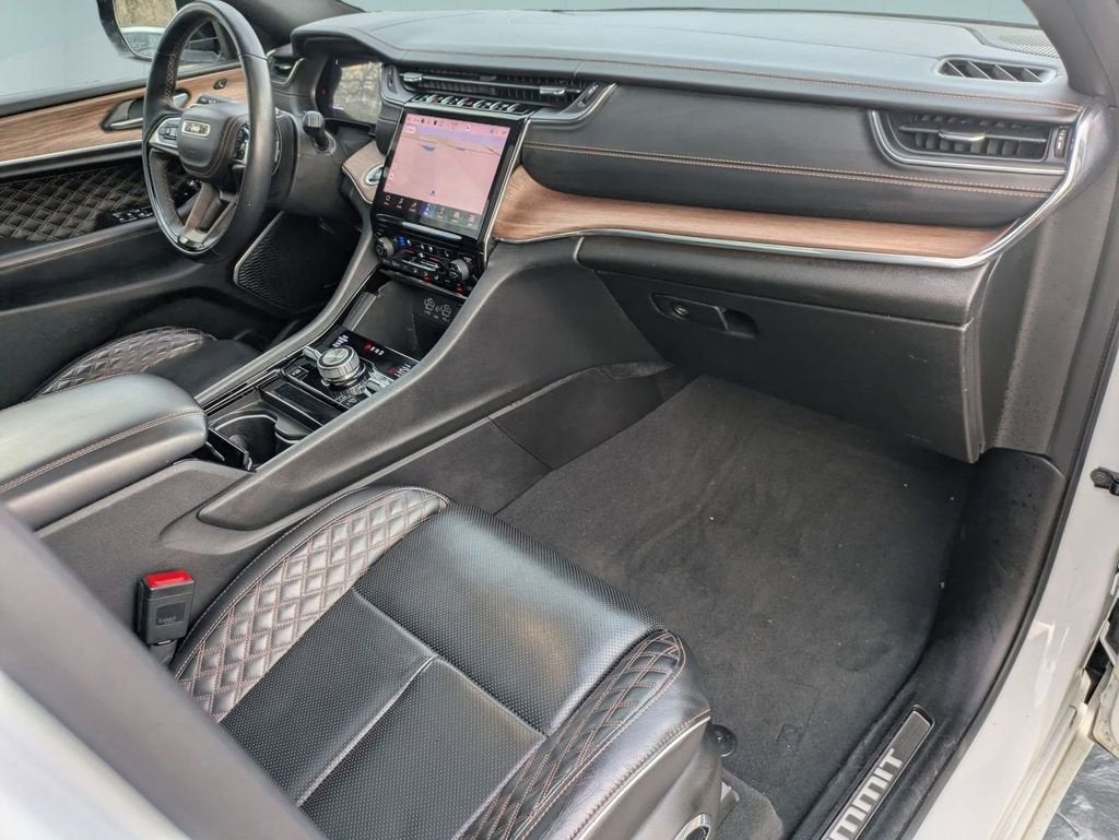 2023 Jeep Grand Cherokee L Summit 4x4