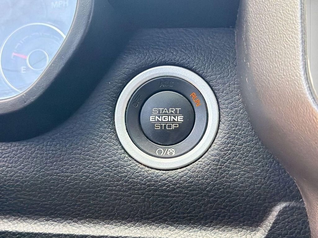 2019 RAM 1500 Big Horn/Lone Star Crew Cab 4x4 5'7" Box