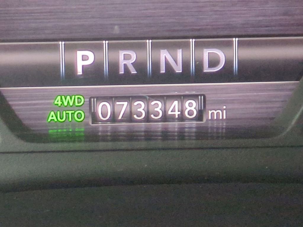 2020 RAM 1500 Laramie Crew Cab 4x4 5'7" Box