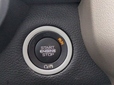 2020 RAM 1500 Laramie Crew Cab 4x4 5'7" Box