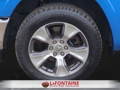 2020 RAM 1500 Laramie Crew Cab 4x4 5'7" Box