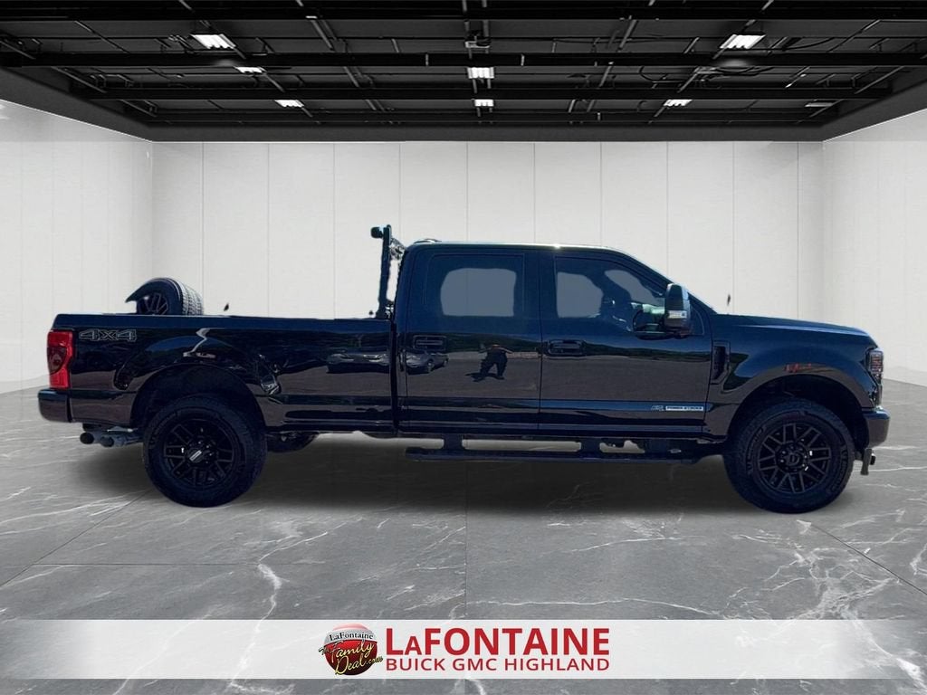 2022 Ford F-350 LARIAT