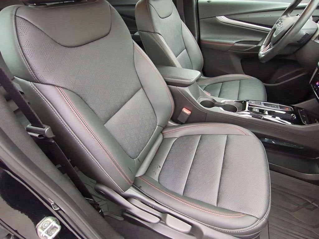 2023 Chevrolet Bolt EUV LT Redline