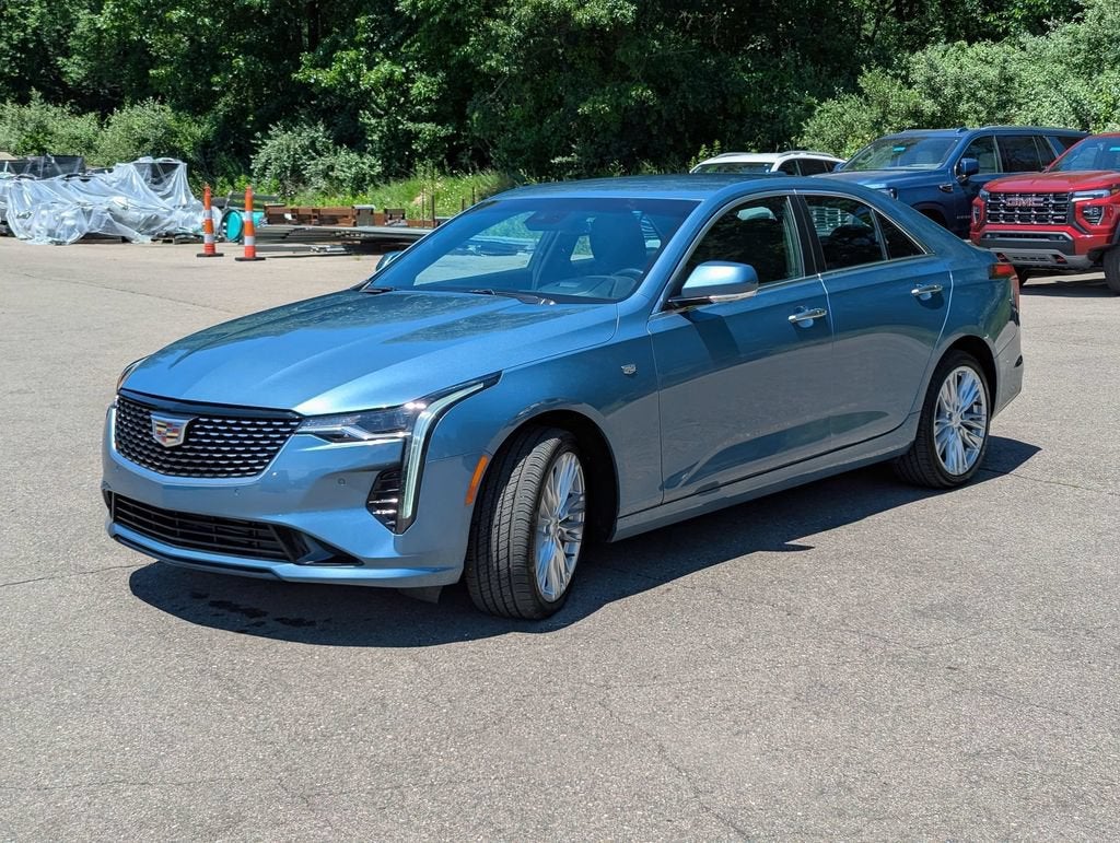 2023 Cadillac CT4 Premium Luxury