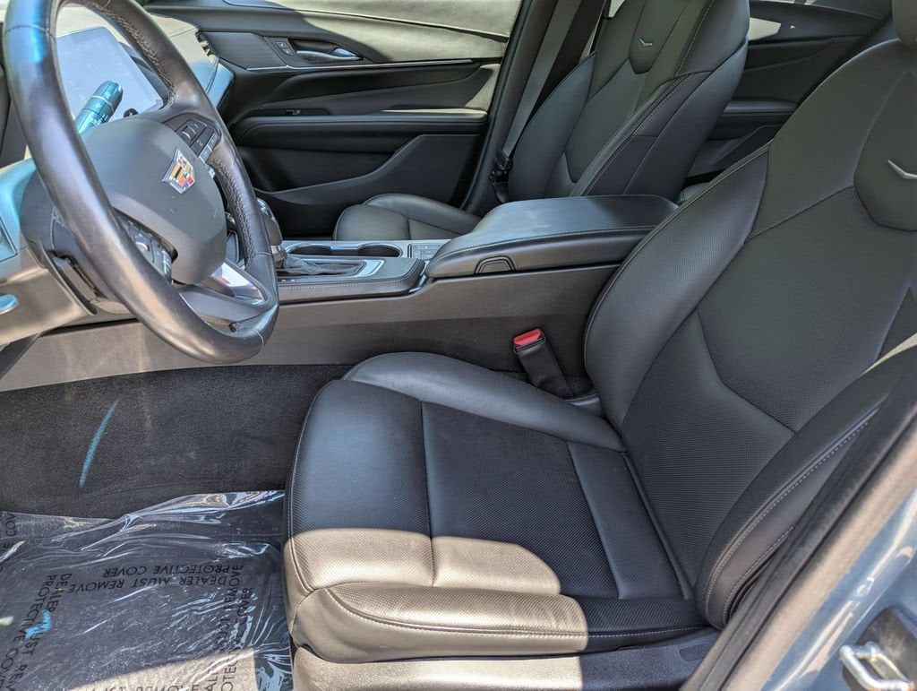 2023 Cadillac CT4 Premium Luxury