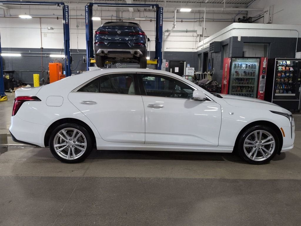 2023 Cadillac CT4 Luxury