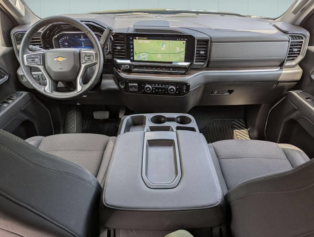 2025 Chevrolet Silverado 1500 LT (2FL)