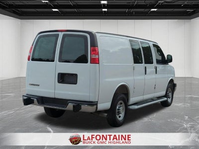 2025 Chevrolet Express Cargo WT