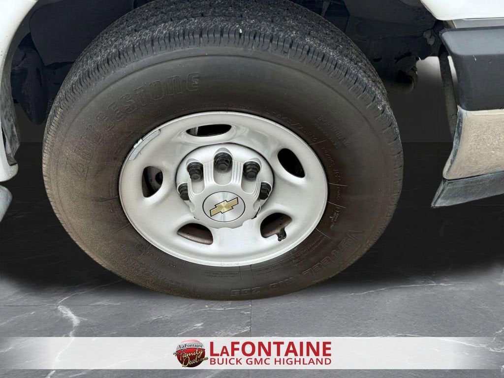 2024 Chevrolet Express Cargo 2500 WT