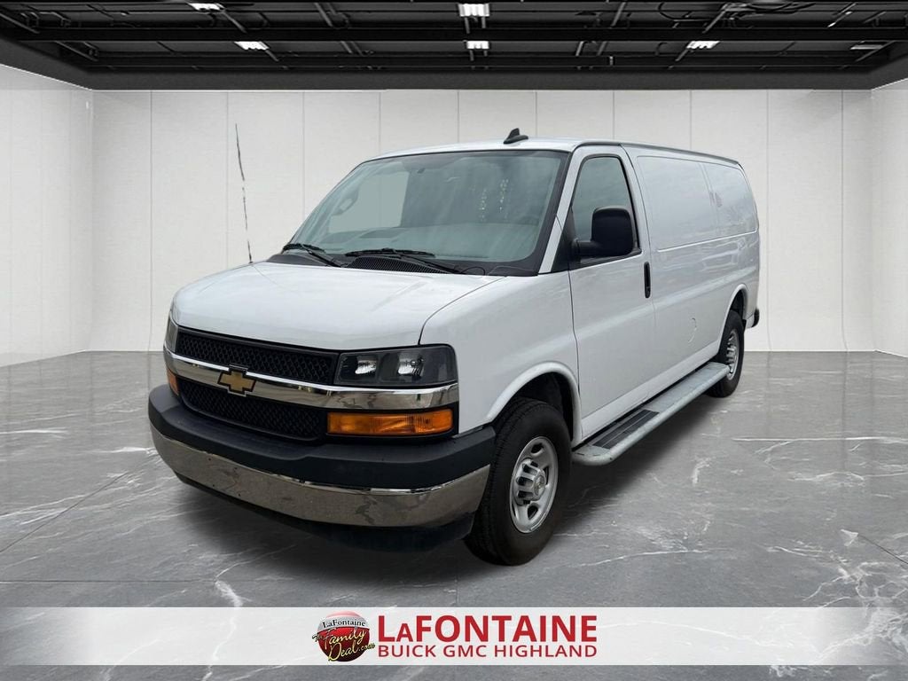 2024 Chevrolet Express Cargo 2500 WT