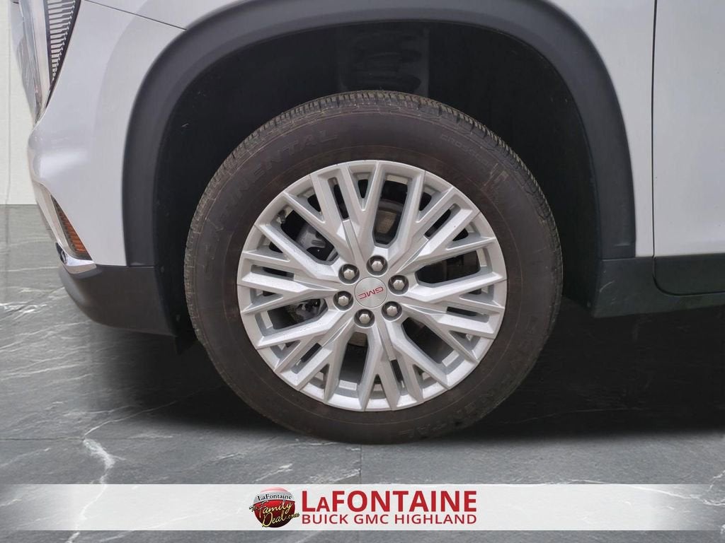 2024 GMC Acadia Elevation