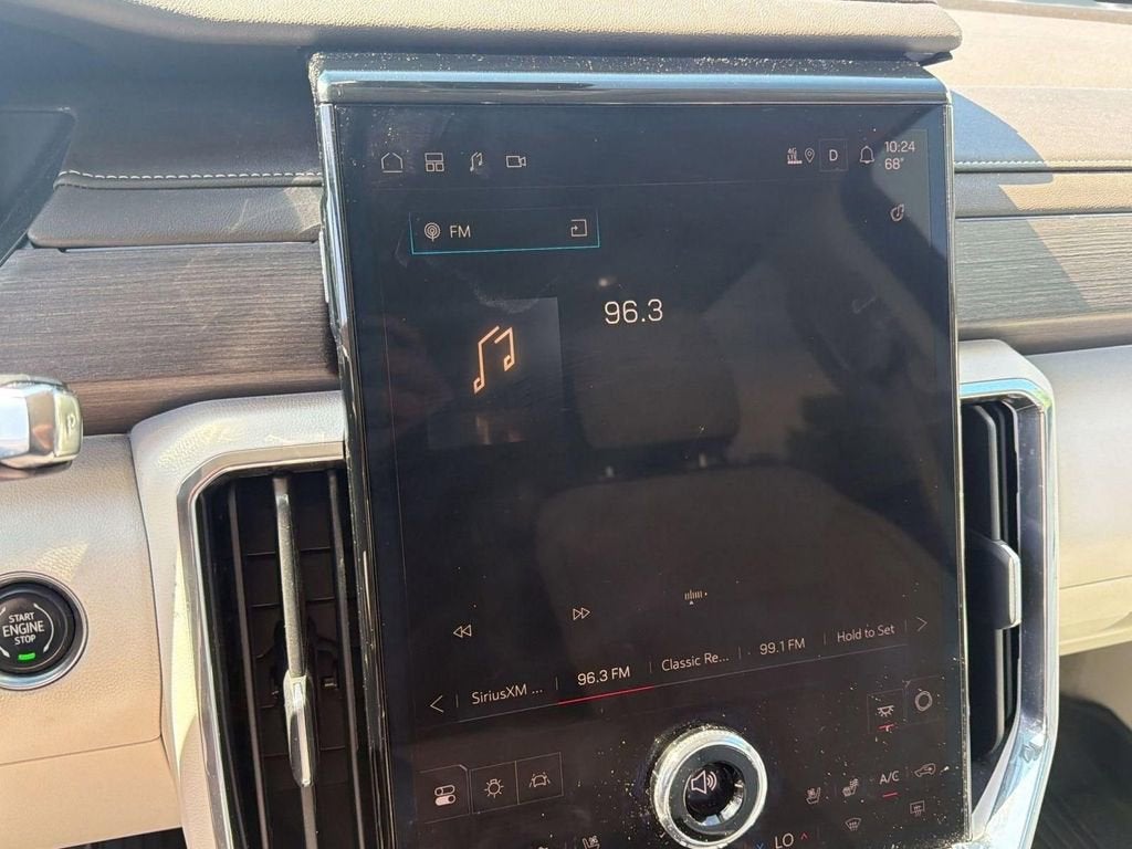 2024 GMC Acadia Denali