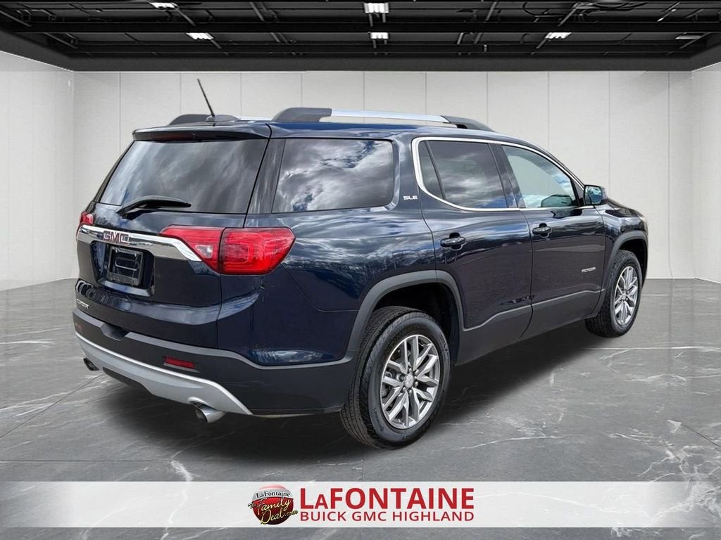 2017 GMC Acadia SLE