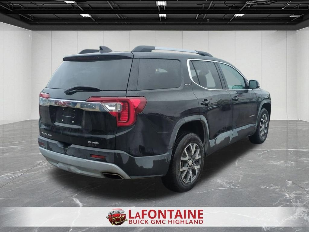 2023 GMC Acadia SLE