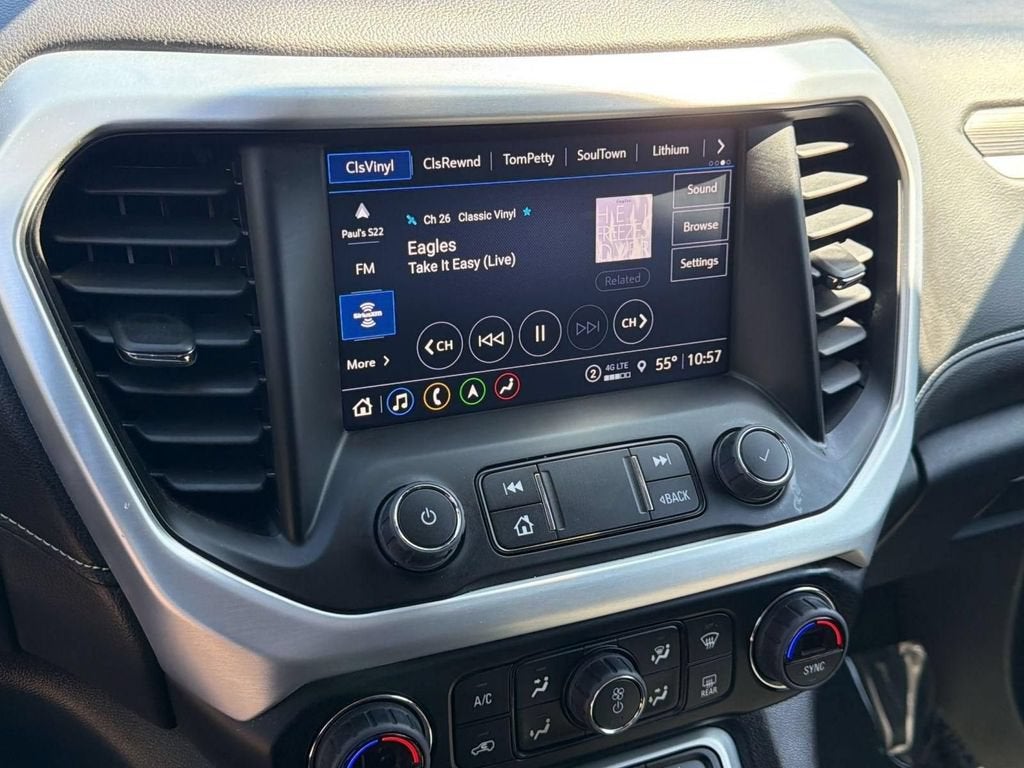 2023 GMC Acadia SLT