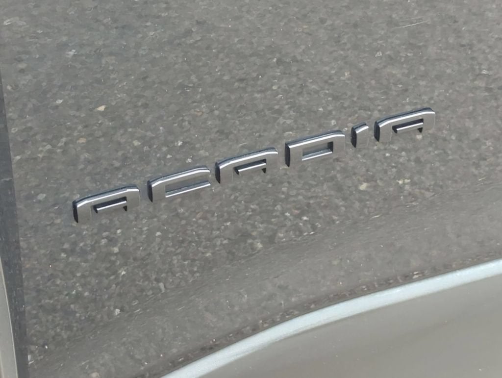2021 GMC Acadia SLT