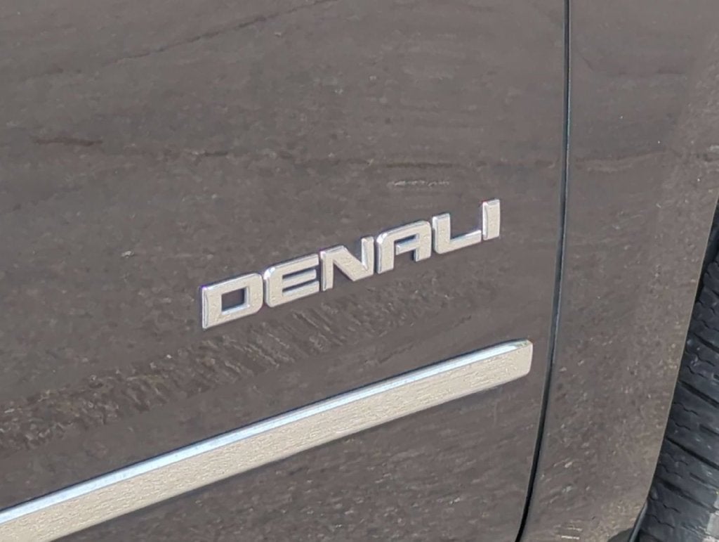 2020 GMC Yukon Denali