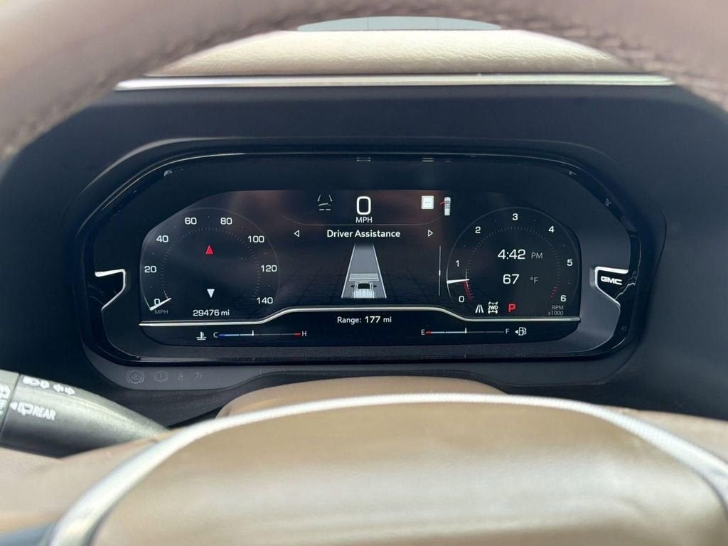 2023 GMC Yukon Denali