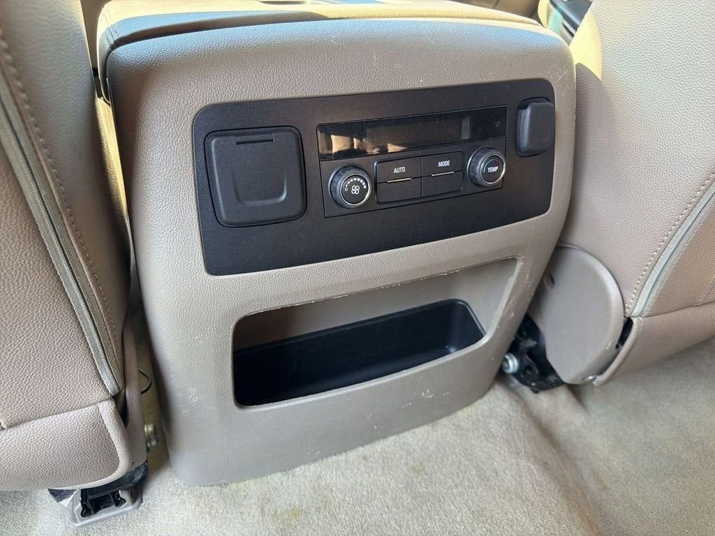 2017 GMC Yukon XL SLE