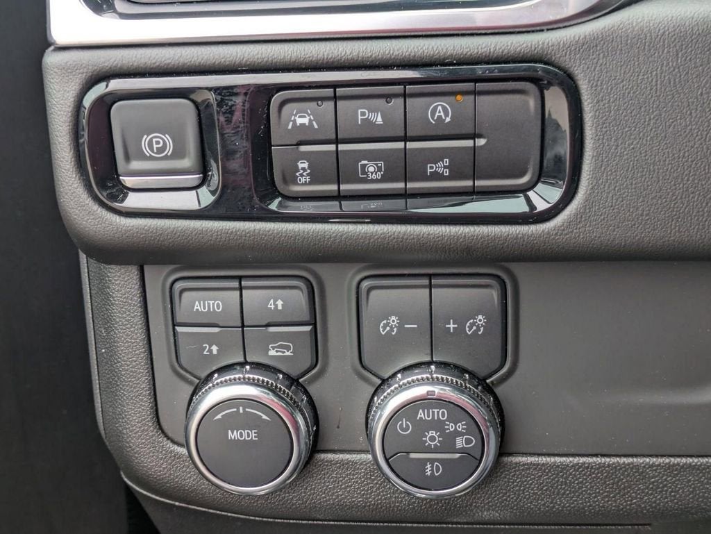 2025 GMC Yukon XL Elevation