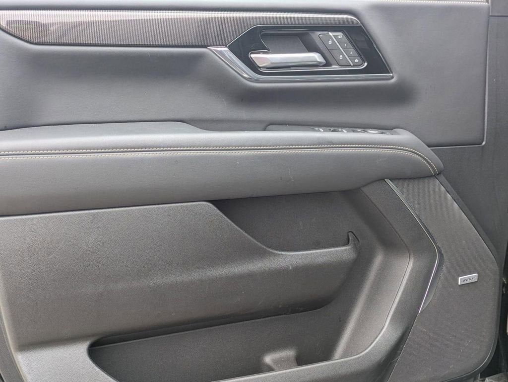 2025 GMC Yukon XL Elevation