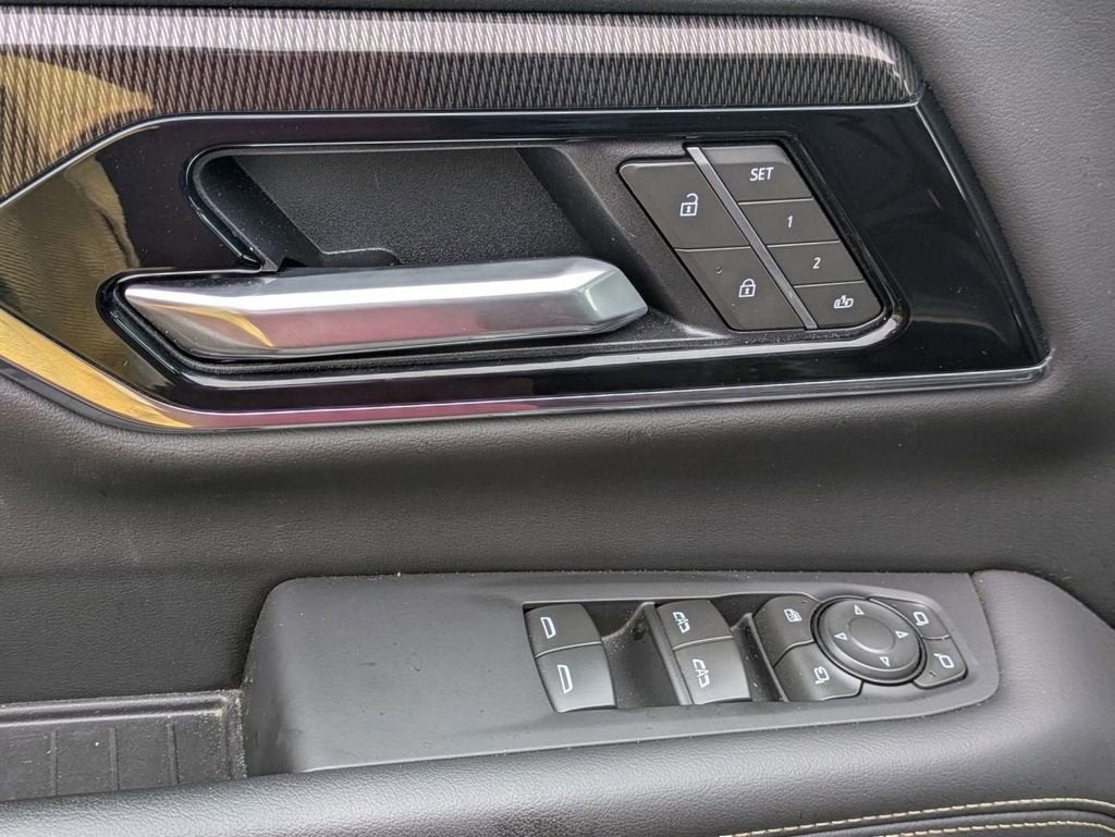 2025 GMC Yukon XL Elevation