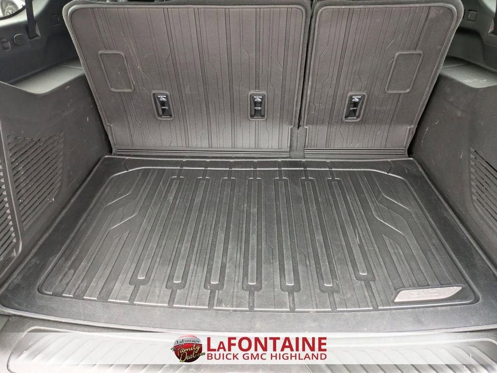 2025 GMC Yukon XL Elevation